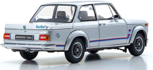 HOT国産《全国一律送料800円》超希少 １／１８ BMW 2002ターボ 白色 ２００２ Turbo 乗用車