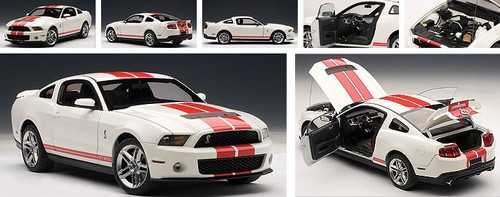 1/18 AUTOart Ford Mustang Shelby GT500 (White w/ Red Stripes)