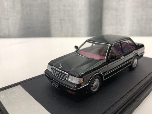 1/43 STC Dealer Edition 1991-1995 Toyota Crown (Black) Car Model