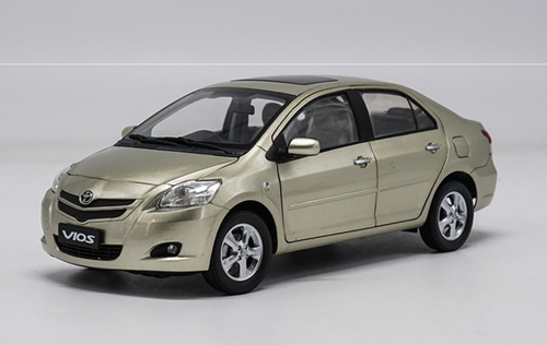 1/18 Dealer Edition Toyota Yaris / Vios (Champagne) 2nd Generation (XP90; 2007–2013) Diecast Car Model