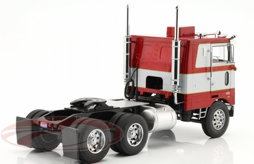 1/18 Road Kings 1977-1979 Peterbilt 352 Pacemaker SZM (Red & Silver) Diecast Car Model