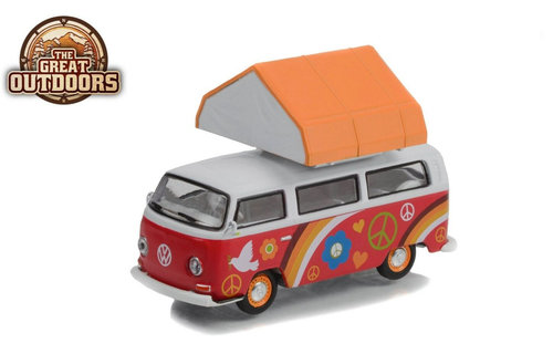1/64 Greenlight 1968 Volkswagen Type 2 Peace and Love Diecast Car Model
