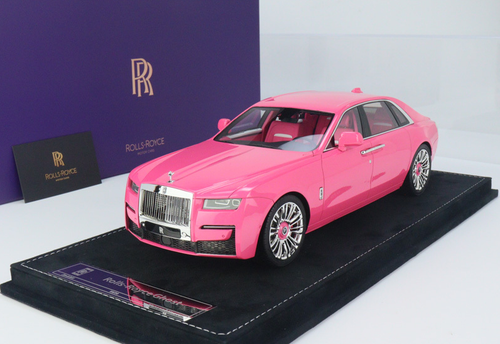 Ngọc Trinh lần đầu review RollsRoyce Ghost Là chiếc độc nhất thế giới độ  kiểu Phantom toàn xe bọc da Ý ngăn lạnh dùng để chứa mặt nạ đắp