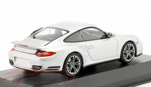 1/43 Minichamps 2009 Porsche 911 (997.2) Turbo (Silver) Car Model