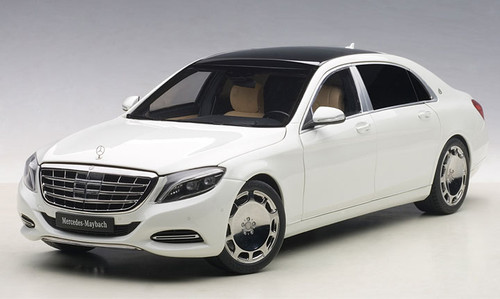 1/18 AUTOart Mercedes Benz Maybach S-Class S-Klasse S600 (White) Car Model