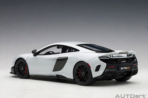 Mclaren - 675LT - Page 1 - LIVECARMODEL.com