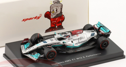 1/64 Spark 2022 Formula 1 George Russell Mercedes-AMG F1 W13 #63 Car Model