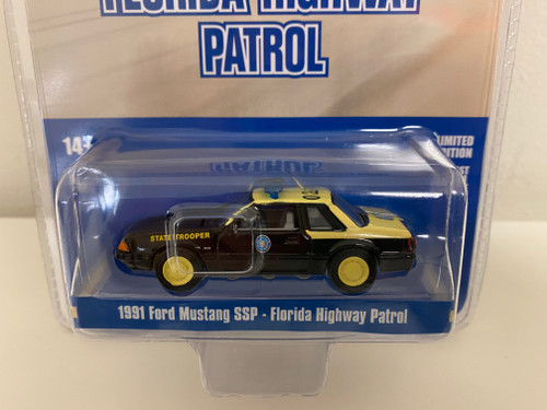 CHASE CAR 1/64 ACME 1991 Ford Mustang SSP Florida Highway Patrol Diecast Car Model