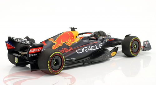 1/18 Minichamps 2022 Formula 1 Max Verstappen Red Bull RB18 #1 Winner Saudi Arabia GP World Champion Car Model