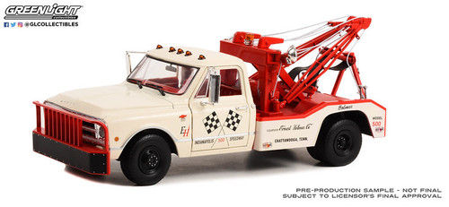 1/18 Greenlight 1967 Chevrolet C-30 Dually Wrecker 51st Annual Indianapolis 500 Mile Race - Official Truck Courtesy Of Ernest Holmes Co. Chattanooga, Tennessee  Diecast Car Model