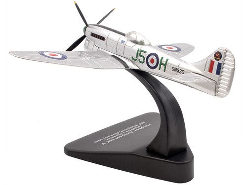 Hawker Tempest MK V Fighter Plane SN330 No.3 Squadron RAF Wunstorf Germany (1946) "Oxford Aviation" Series 1/72 Diecast Model Aircraft by Oxford Diecast