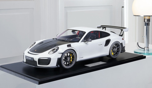 1/8 Minichamps 2018 Porsche 911 (991.2) GT2 RS (White) Resin Car Model Limited 99 Pieces