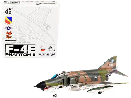 フィギュア 500から〜 McDonnell Douglas F-4E Phantom II War Plane 