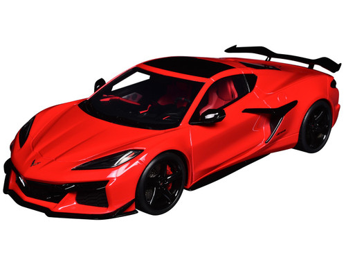 1/18 GT Spirit 2023 Chevrolet Corvette C8 Z06 (Red) Resin Car