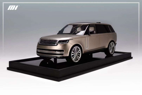 1/18 Motorhelix 2022 Land Rover Range Rover Autobiography Extended Wheelbase (Matte Golden Champagne) Resin Car Model Limited 149 Pieces