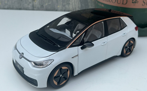 1/18 Dealer Edition Volkswagen VW ID3 ID.3 (White) Diecast Car Model