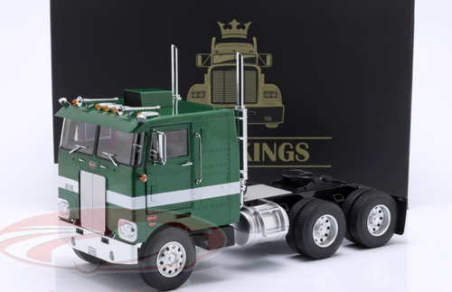 1/18 Road Kings 1977-1979 Peterbilt 352 Pacemaker SZM (Metallic Green & White) Diecast Car Model