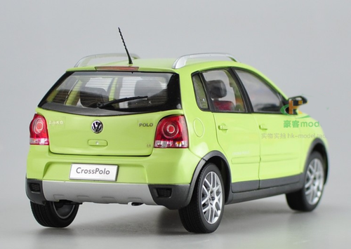 1/18 Dealer Edition Volkswagen VW Cross Polo CrossPolo (Yellow / Green) Diecast Car Model