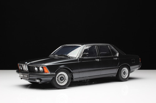 1/18 KK 1994-2001 BMW 7 Series E38 740i (Black) Diecast Car Model