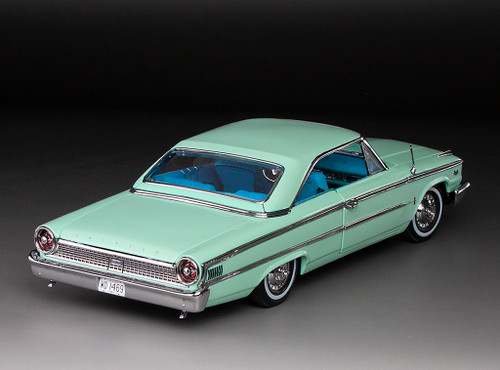 1/18 Sunstar 1963 Ford Galaxie 500 XL Diecast Car Model