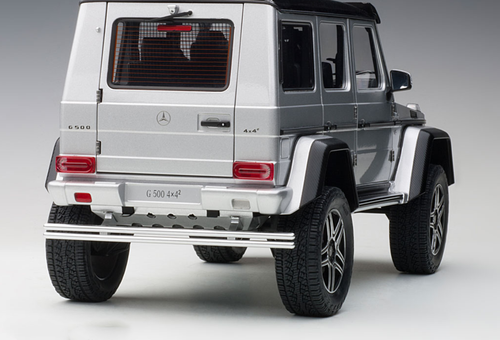 1/18 AUTOart Mercedes-Benz G-Class G500 4x4 2 (Silver) Car Model