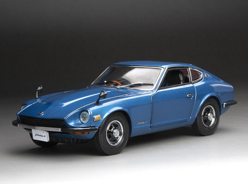 1/18 Sunstar 1970 Nissan Fairlady Z (S30) RHD (Dark Green) Diecast 