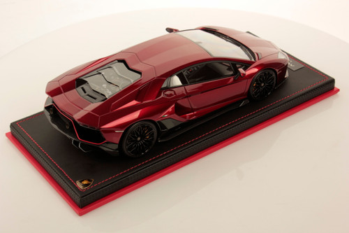 1/18 MR Collection Lamborghini Aventador LP 780-4 Ultimae (Rosso Efesto Red) Resin Car Model