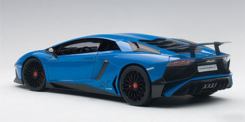 1/18 AUTOart Lamborghini Aventador S (Blu Nila Pearl Blue) Car