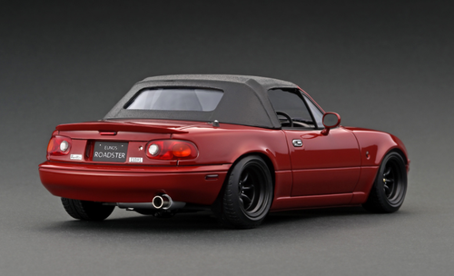 1/18 Ignition Model Mazda MX-5 Eunos Roadster (NA) Red 