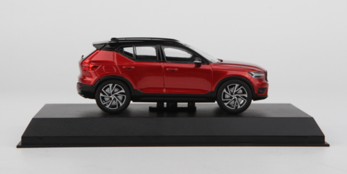 1/43 Dealer Edition Volvo XC40 (Fusion Red Metallic) Diecast Car Model