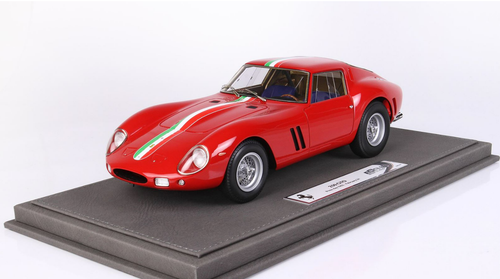 1962 Ferrari 250 GTO Red with DISPLAY CASE Limited Edition to 300 pieces  Worldwide 1/18 Model Car by BBR - LIVECARMODEL.com