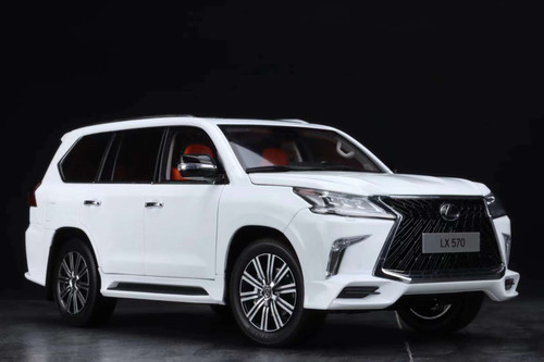 1/18 LCD 2020 Lexus LX570 (White) Diecast Car Model