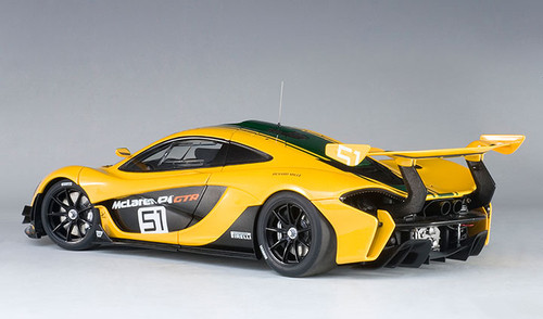 1/18 AUTOart McLaren P1 GTR (Gloss White with Red Stripes) Car