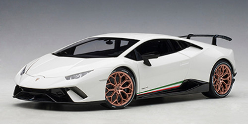 1/18 AUTOart LAMBORGHINI HURACAN PERFORMANTE Performance (GIALLO