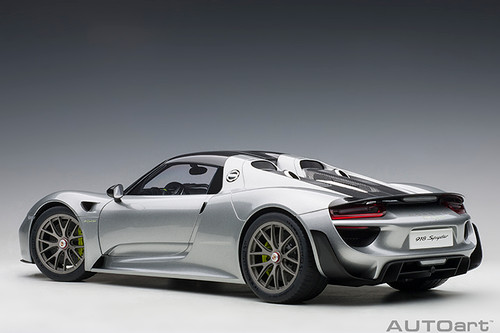 ☆AUTOart Porsche 918 Spyder Weissach Package ポルシェ 918