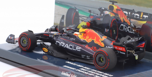 1/43 Minichamps 2022 Max Verstappen Red Bull RB18 #1 Winner Spain GP Car Model