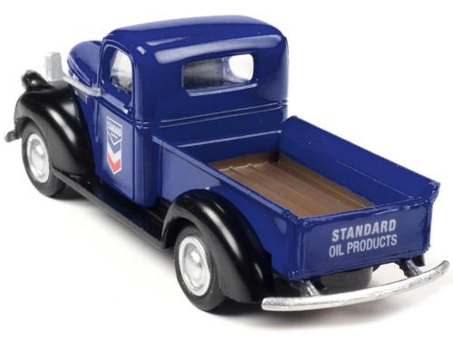 1941-1946 Chevrolet Pickup Truck Blue and Black "Standard Oil" 1/87 (HO) Scale Model by Classic Metal Works