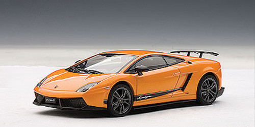 1/43 AUTOart LAMBORGHINI GALLARDO LP570-4 SUPERLEGGERA - ARANCIO BOREALIS/METALLIC ORANGE Diecast Car Model 54641