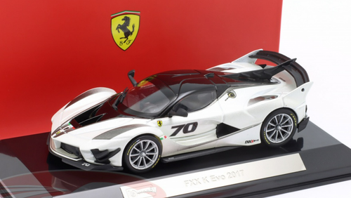 1/43 BBurago 2017 Ferrari FXX-K Evo #70 (Pearl White) Car Model