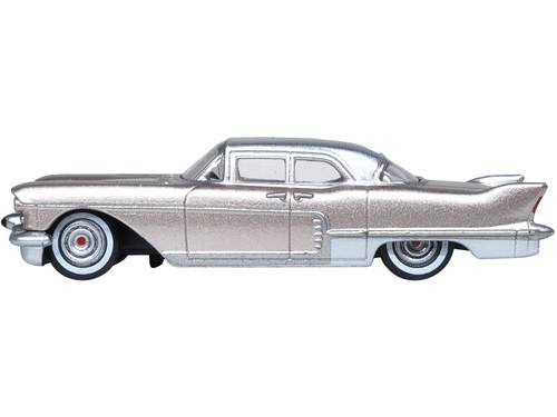 ダイキャストカー1/18 1957 CADlLLAC BROUGHAM 1/18 Sunstar 1957 Cadillac Eldorado Brougham (Black) Diecast