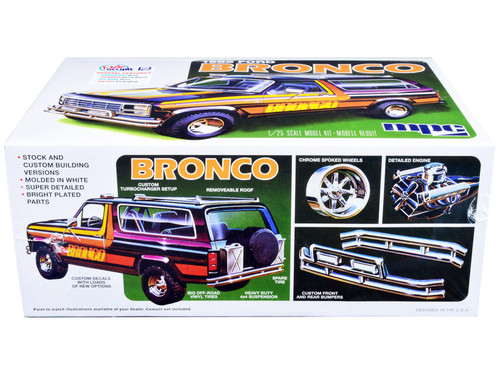 Skill 2 Model Kit 1984 GMC Pickup Truck (Molded in White) Deserter 1/25  Scale Model by MPC