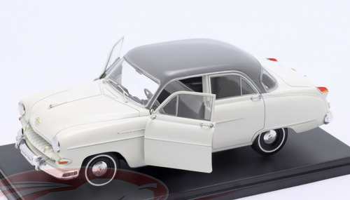 1/24 Hachette 1954 Opel Kapitän (White & Grey) Diecast Car Model