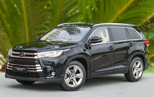 1/18 Dealer Edition 2018 Toyota Highlander (Black) Diecast Car Model