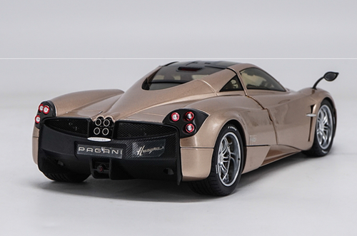 1/18 GTA GTAUTOS Pagani Huayra V12 (Champagne) Diecast Car Model