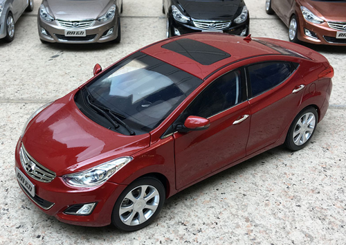 1/18 Dealer Edition Hyundai Elantra (Red) 5th generation (MD/UD; 2011–2015) Diecast Car Model
