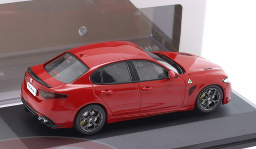 1/43 Solido 2019 Alfa Romeo Giulia Quadrifoglio (Red) Diecast Car Model