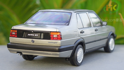 1/18 Dealer Edition Volkswagen VW Jetta GT 2nd Generation (A2, Typ 20E/1G; 1984–1992) (Grey) Diecast Car Model