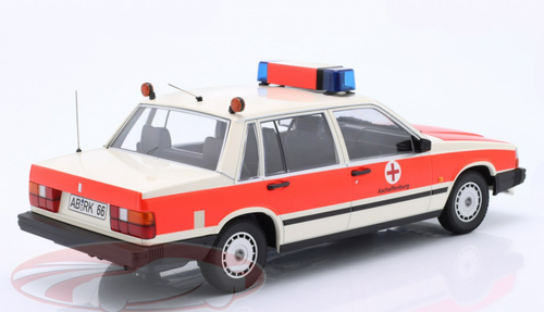 1/18 Minichamps 1986 Volvo 740 GL DRK Aschaffenburg Car Model