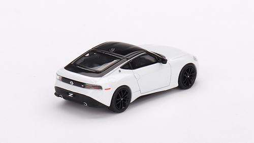 1/64 Mini GT 2023 Nissan Z Performance (Everest White) Diecast Car Model