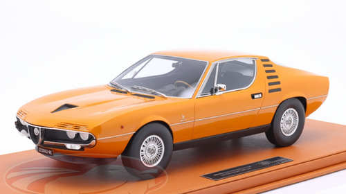 1/12 TopMarques 1970 Alfa Romeo Montreal (Orange) Car Model